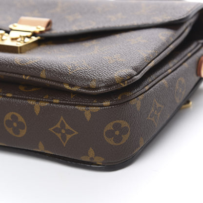 Louis Vuitton Monogram Pochette Metis 8 of 10