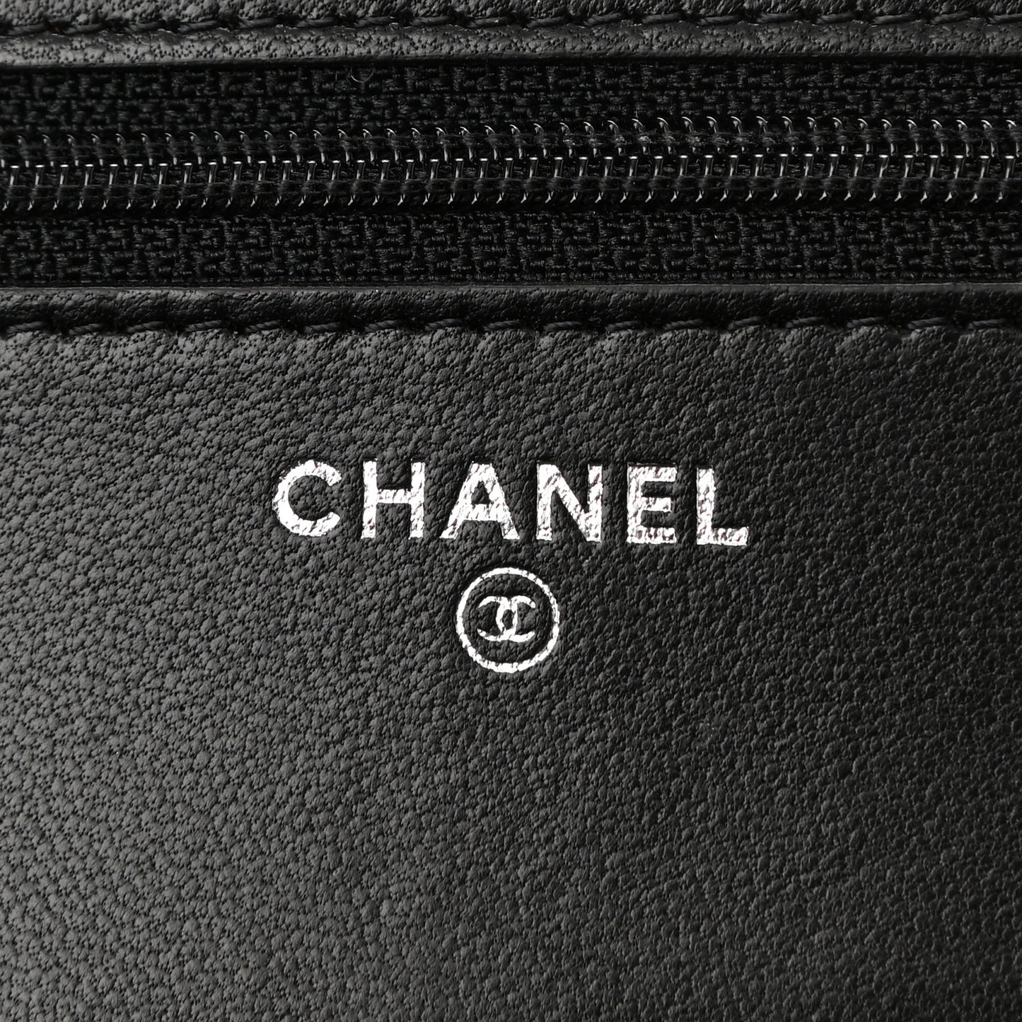 Lambskin Quilted Wallet On Chain WOC Black