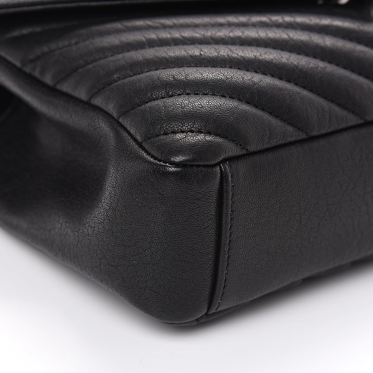 Sheepskin Matelasse Chevron Monogram Medium College Bag Black