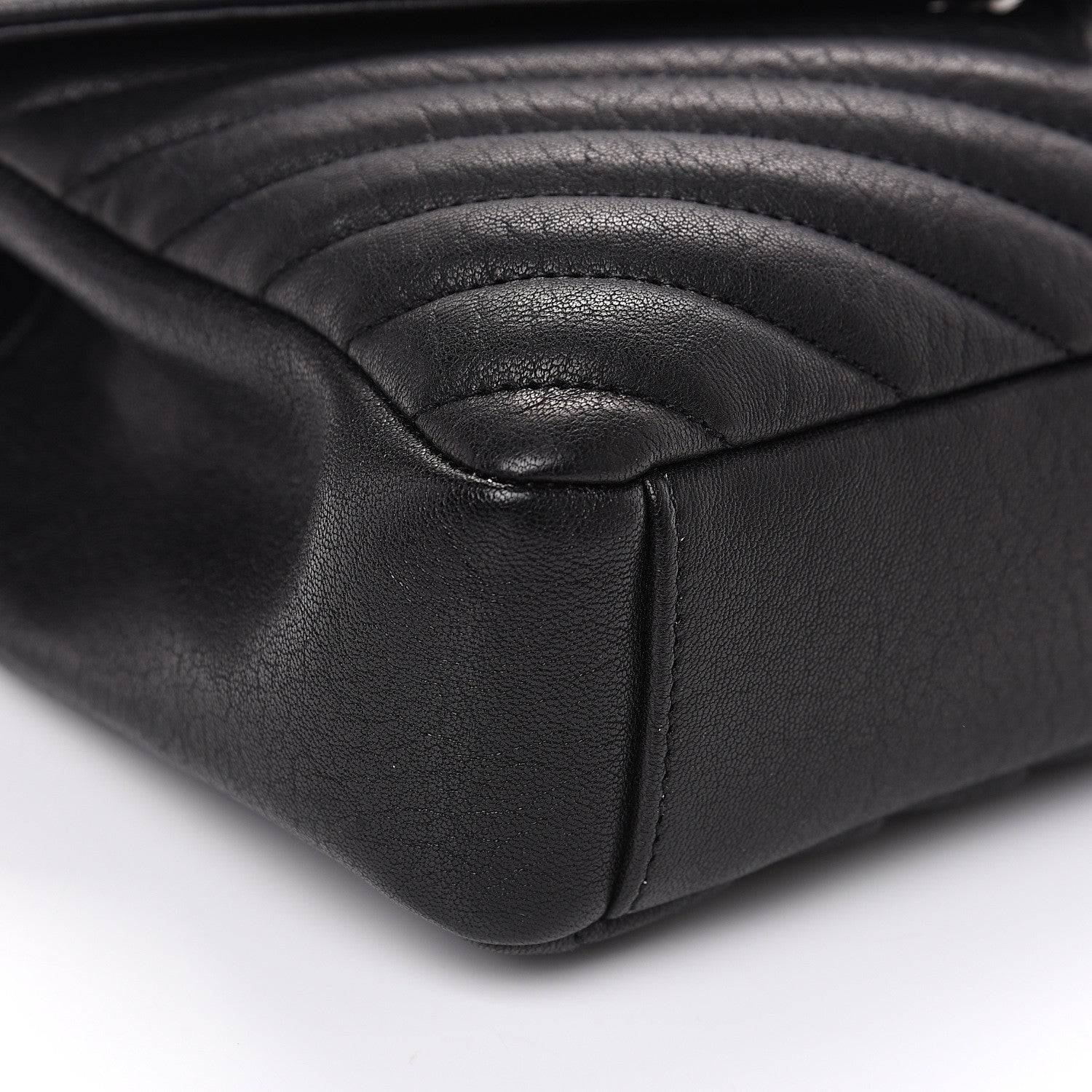 Saint Laurent Sheepskin Matelasse Chevron Monogram Medium College Bag Black 6 of 8