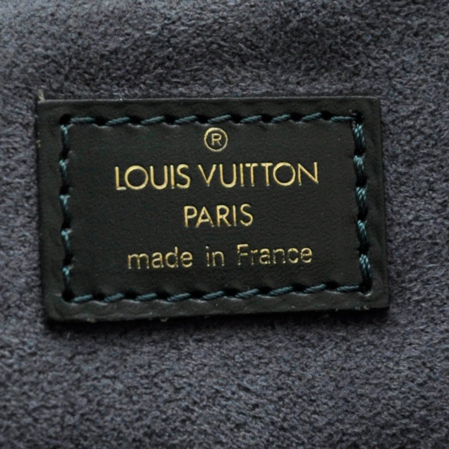 Louis Vuitton Taiga Helanga 1 Poche Green 7 of 7