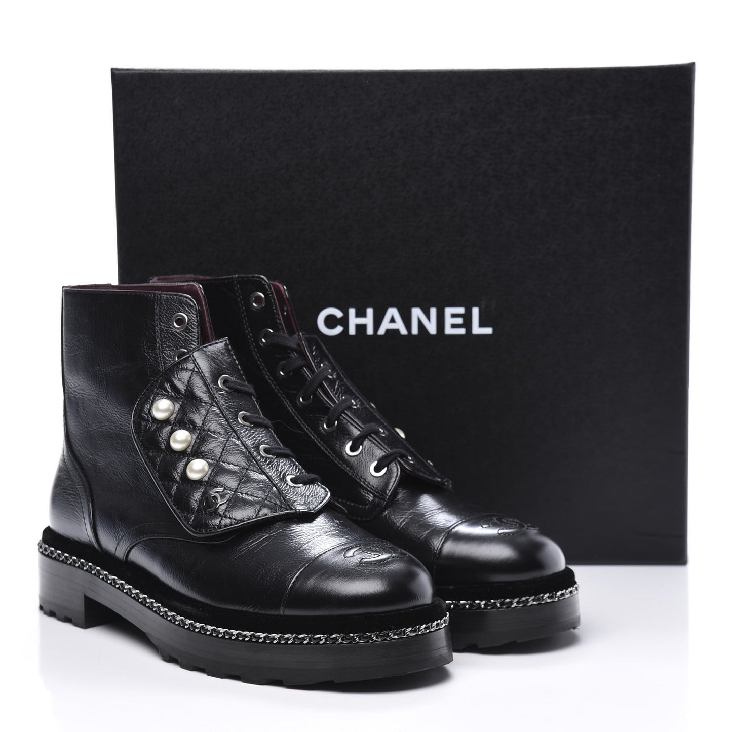 Crackled Calfskin Velvet Pearl Combat Short Boots 40 Black