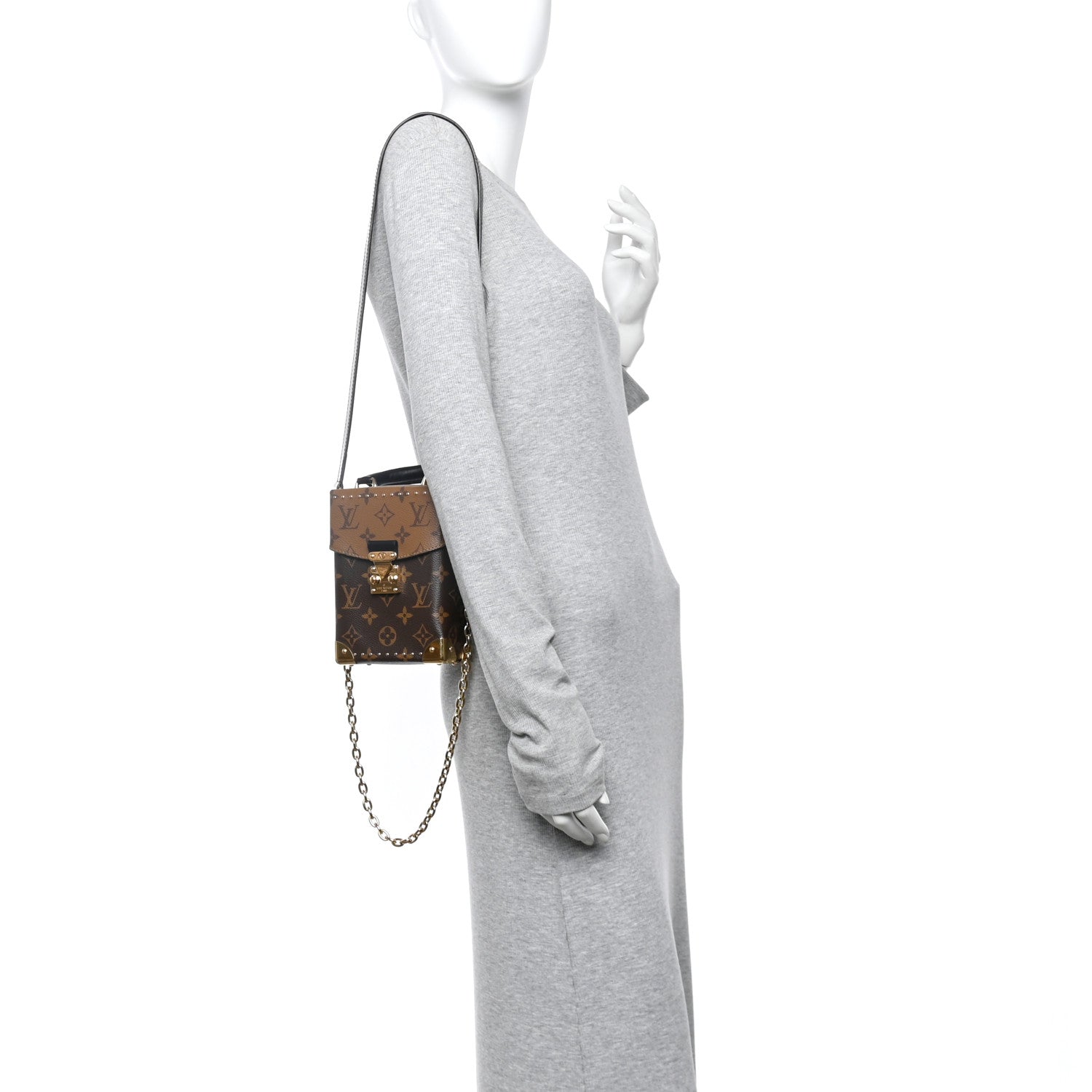 Louis Vuitton モノグラム ボックス Louis Vuitton Reverse Monogram Camera Box NM 1793256 – FASHIONPHILE