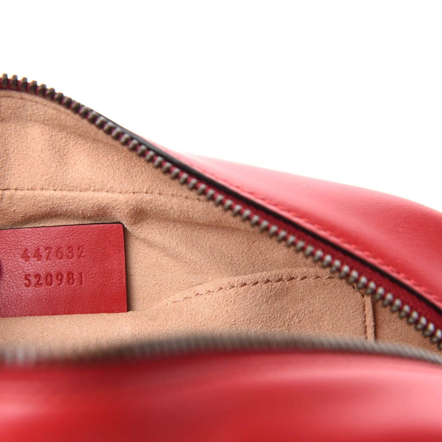 Calfskin Matelasse Small GG Marmont Chain Shoulder Bag Hibiscus Red
