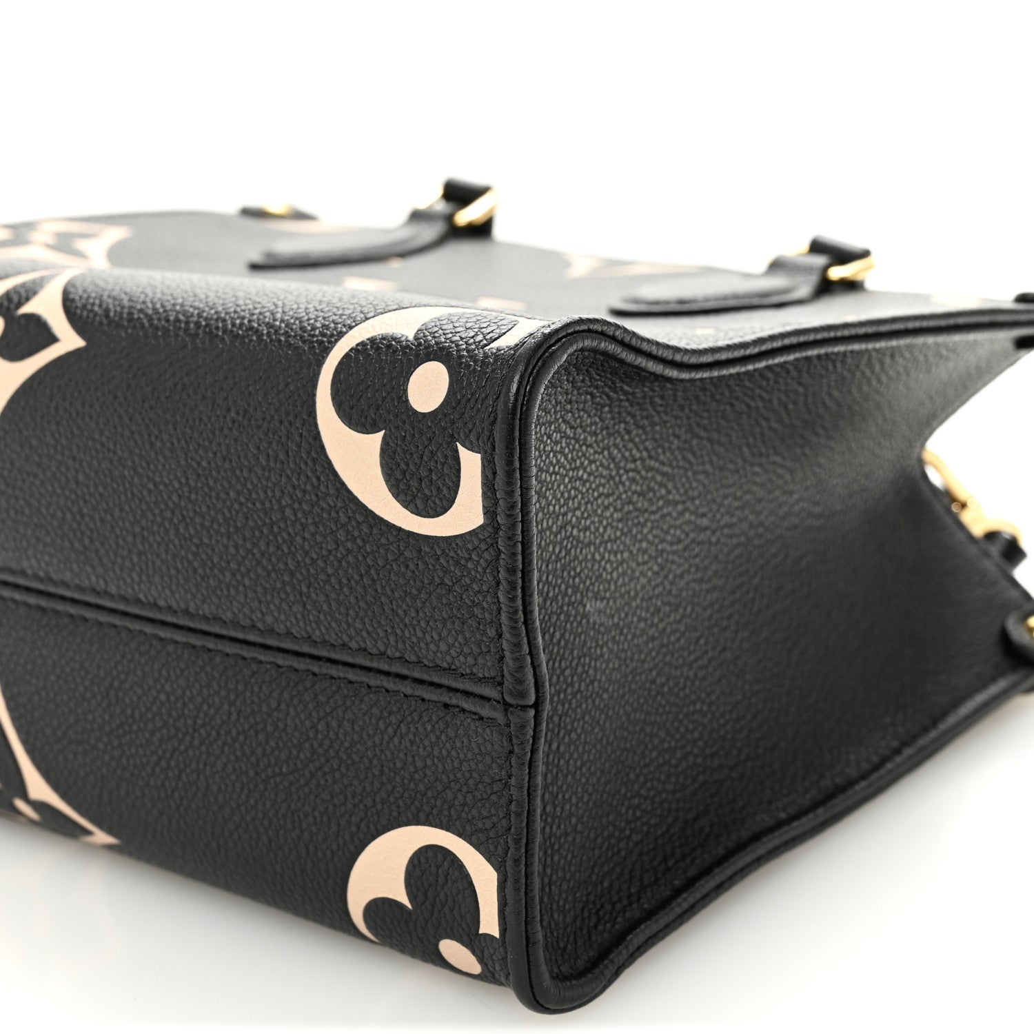 Louis Vuitton Empreinte Monogram Giant Onthego PM Black Beige 9 of 9