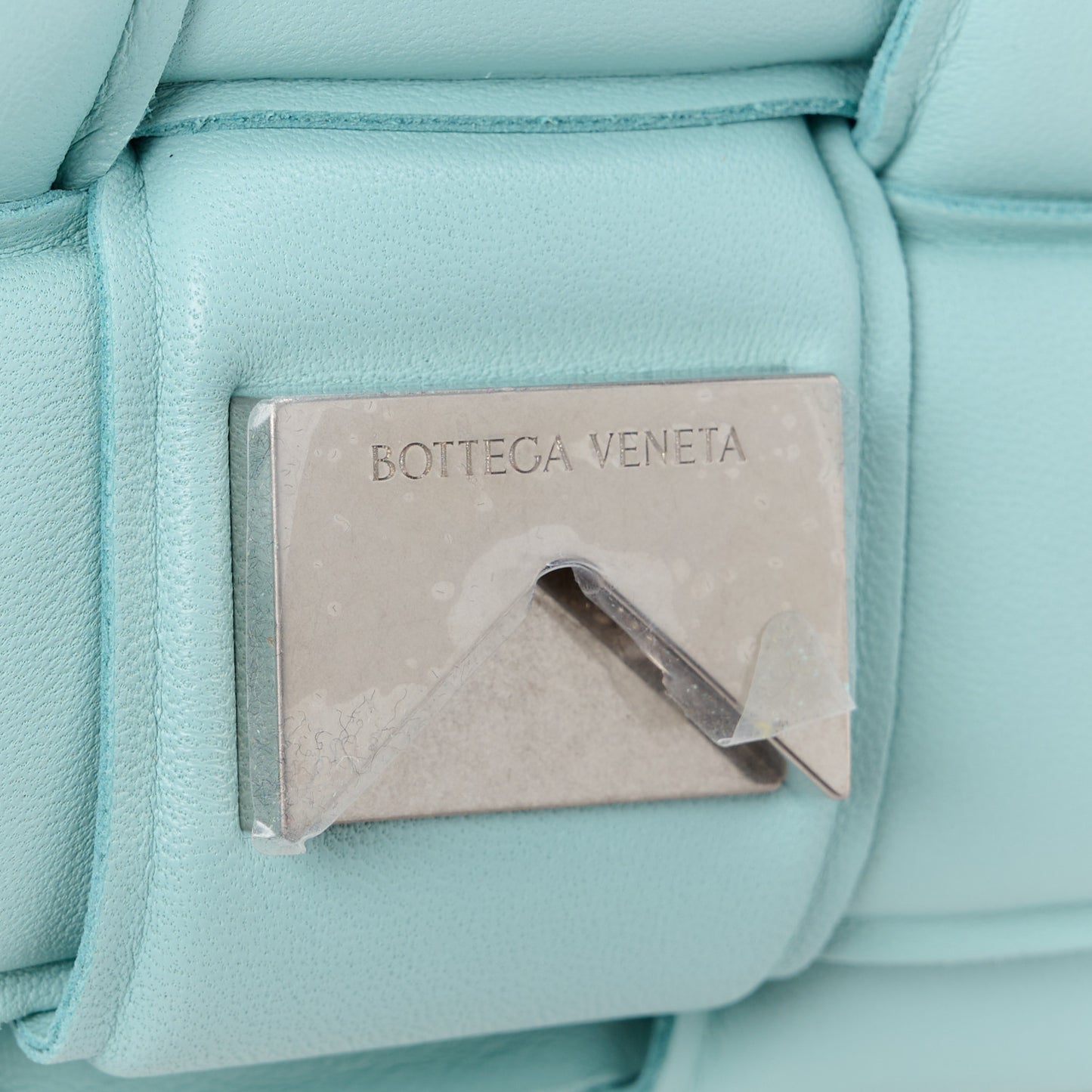 Lambskin Maxi Intreccio Padded Chain Cassette Crossbody Bag Spearmint