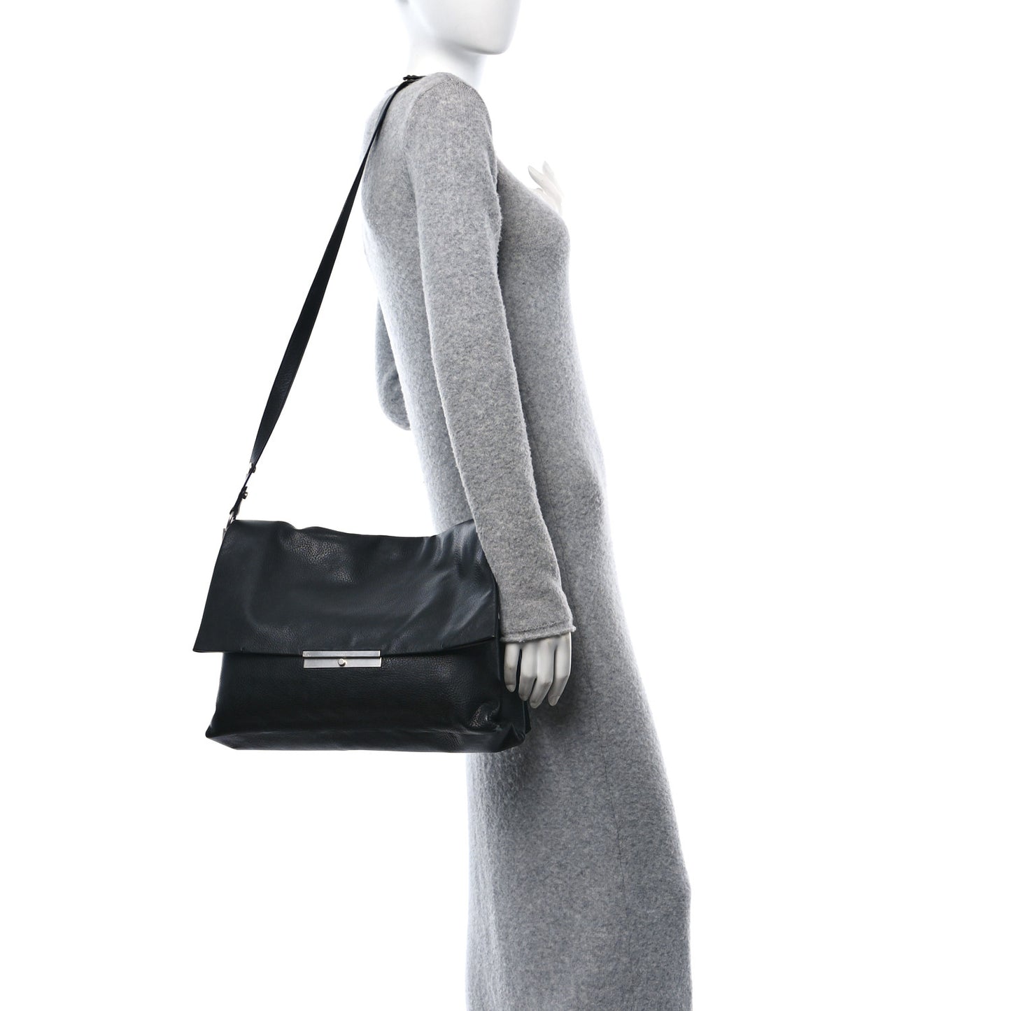 Smooth Calfskin Blade Flap Black