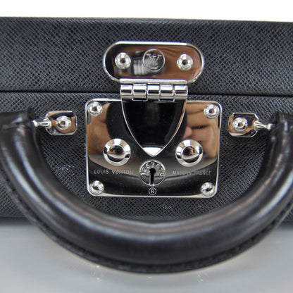 Louis Vuitton Taiga President Classeur Briefcase 6 of 9