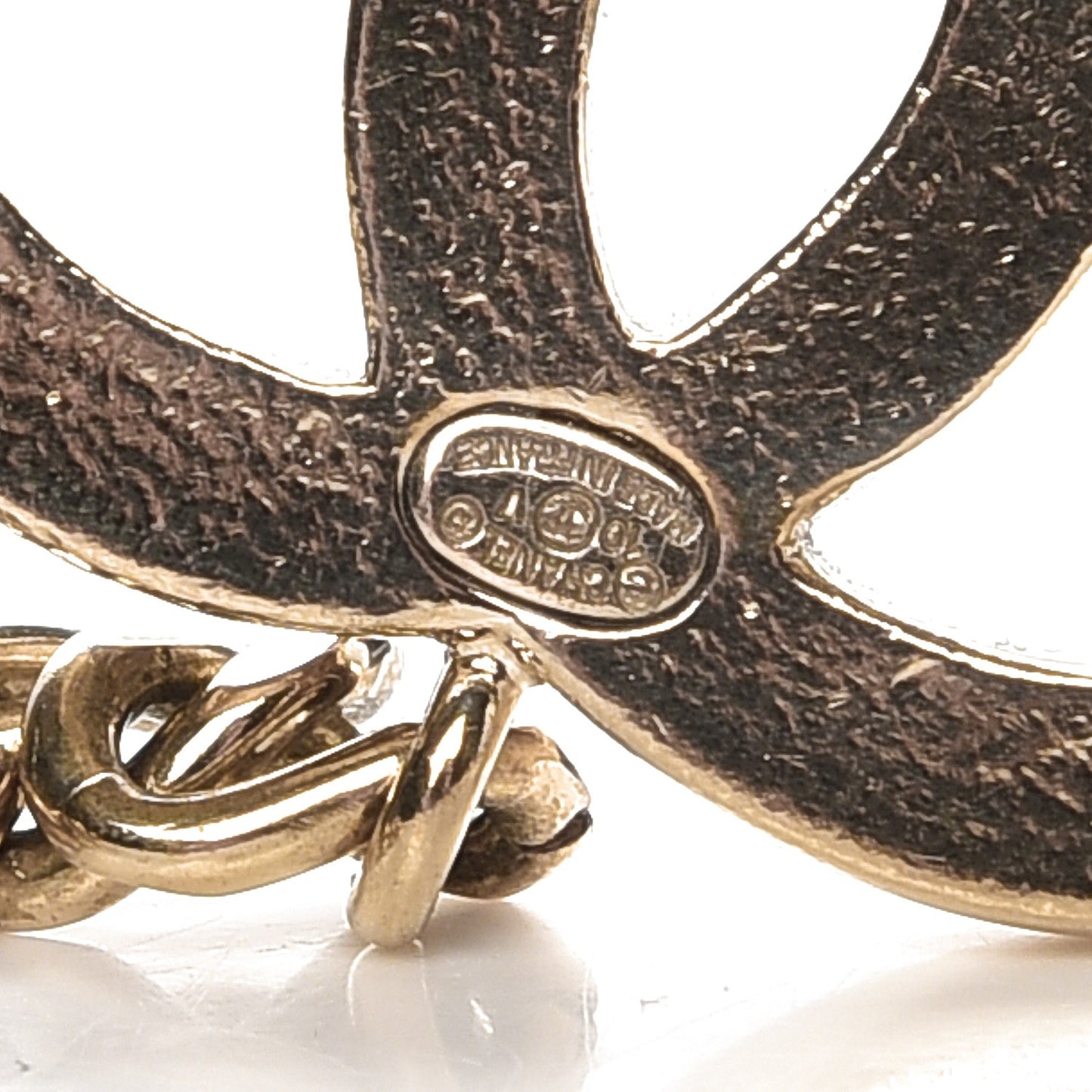 Enamel CC Chain Belt White Gold