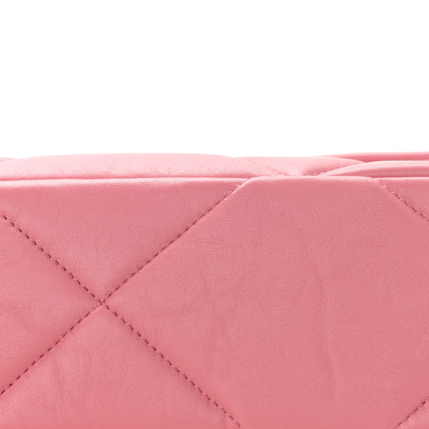 Lambskin Quilted Medium Chanel 19 Flap Pink