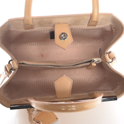 Fendi Vitello Vernice Camoscio Petite 2Jours Tote Make Up 6 of 14