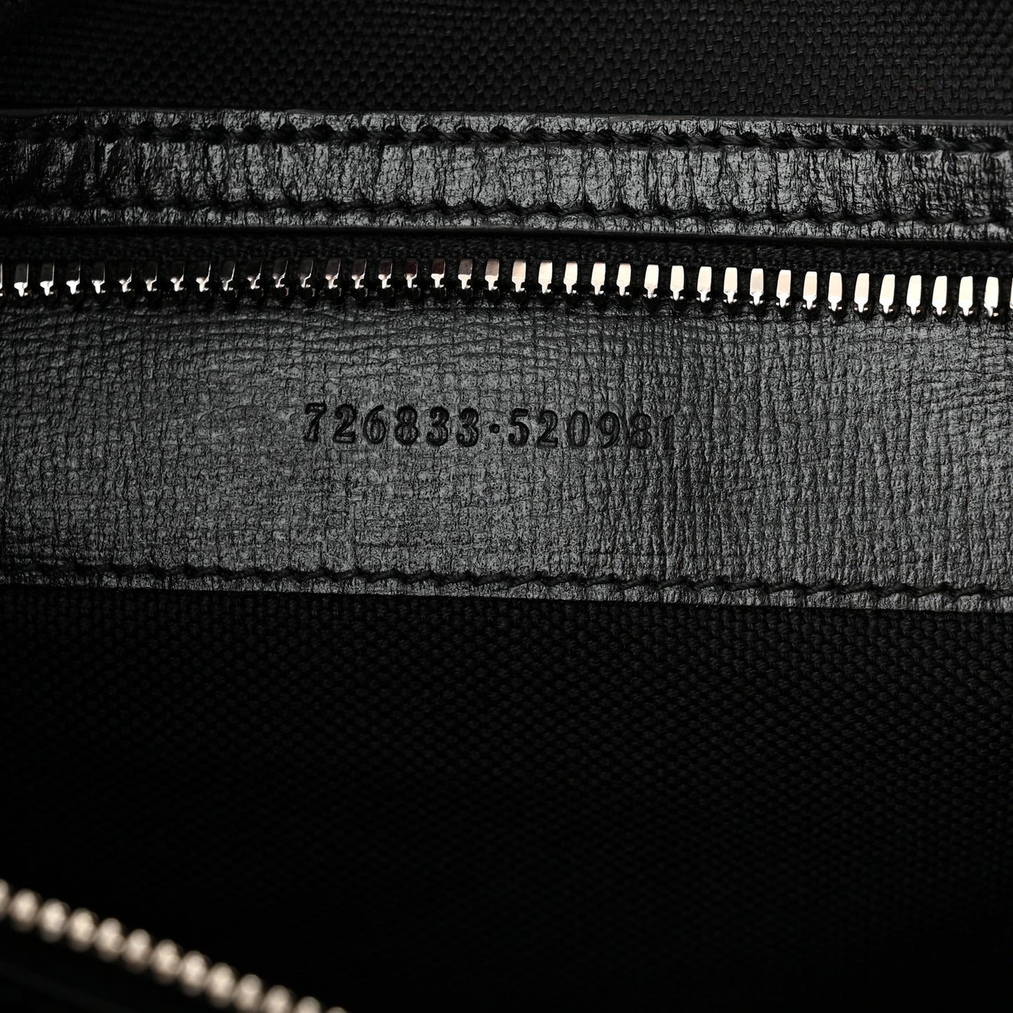 GG Supreme Monogram Azalea Calfskin Retro Interlocking G Wristlet Messenger Bag Black
