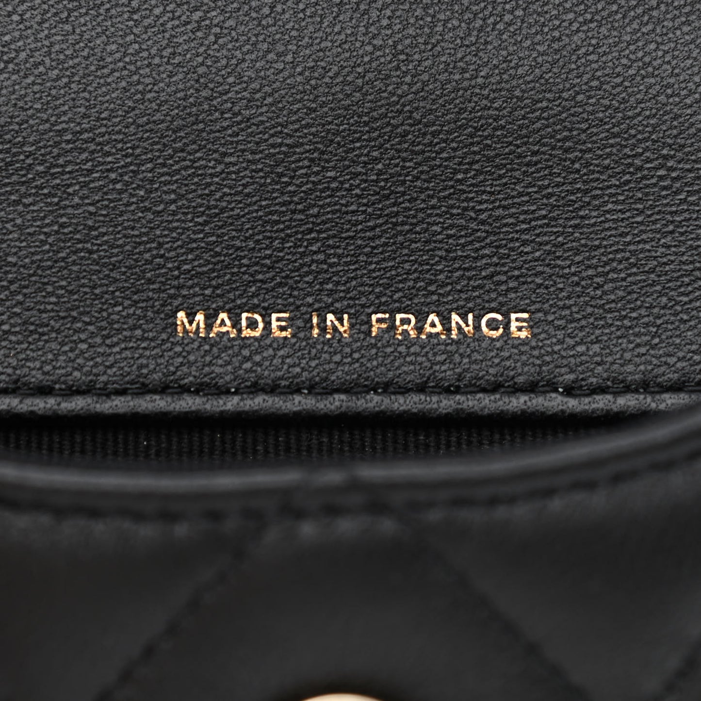 Lambskin Quilted Pearl Top Handle Clutch With Chain Black