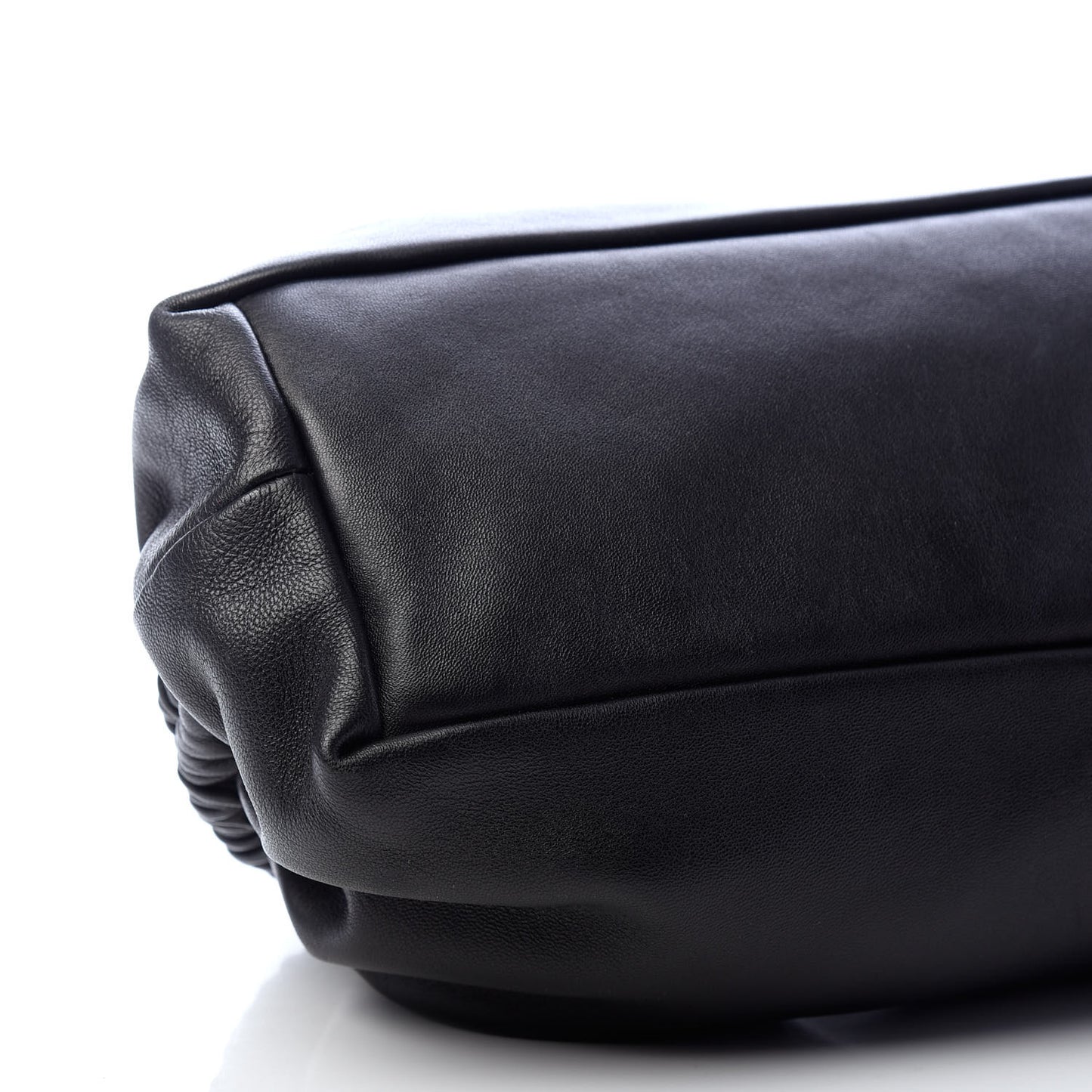 Lambskin Cloud Clutch Black Flamma