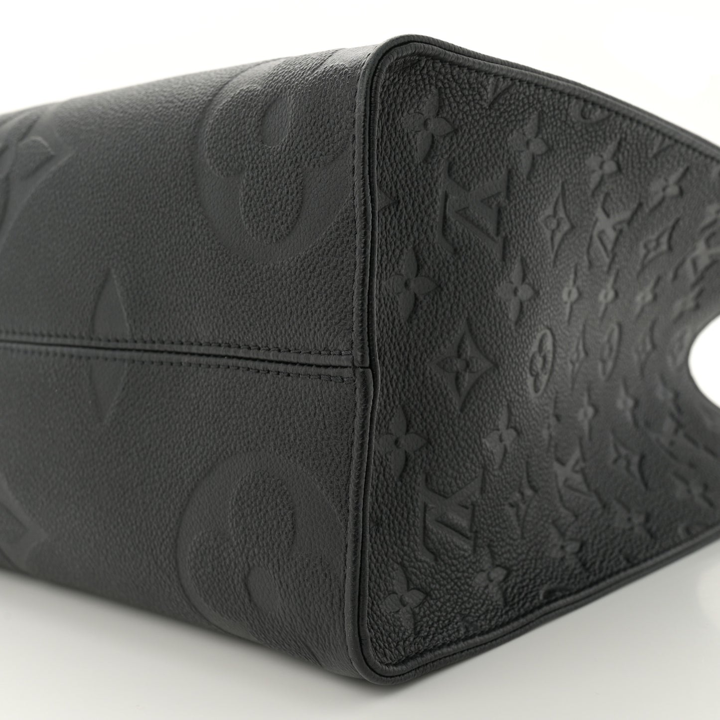 Empreinte Monogram Giant OnTheGo MM Black