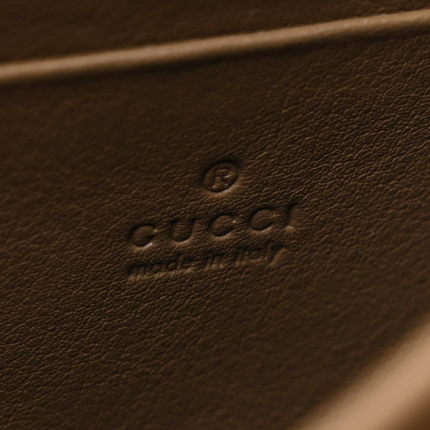 Velvet Matelasse GG Marmont Chain Wallet Taupe