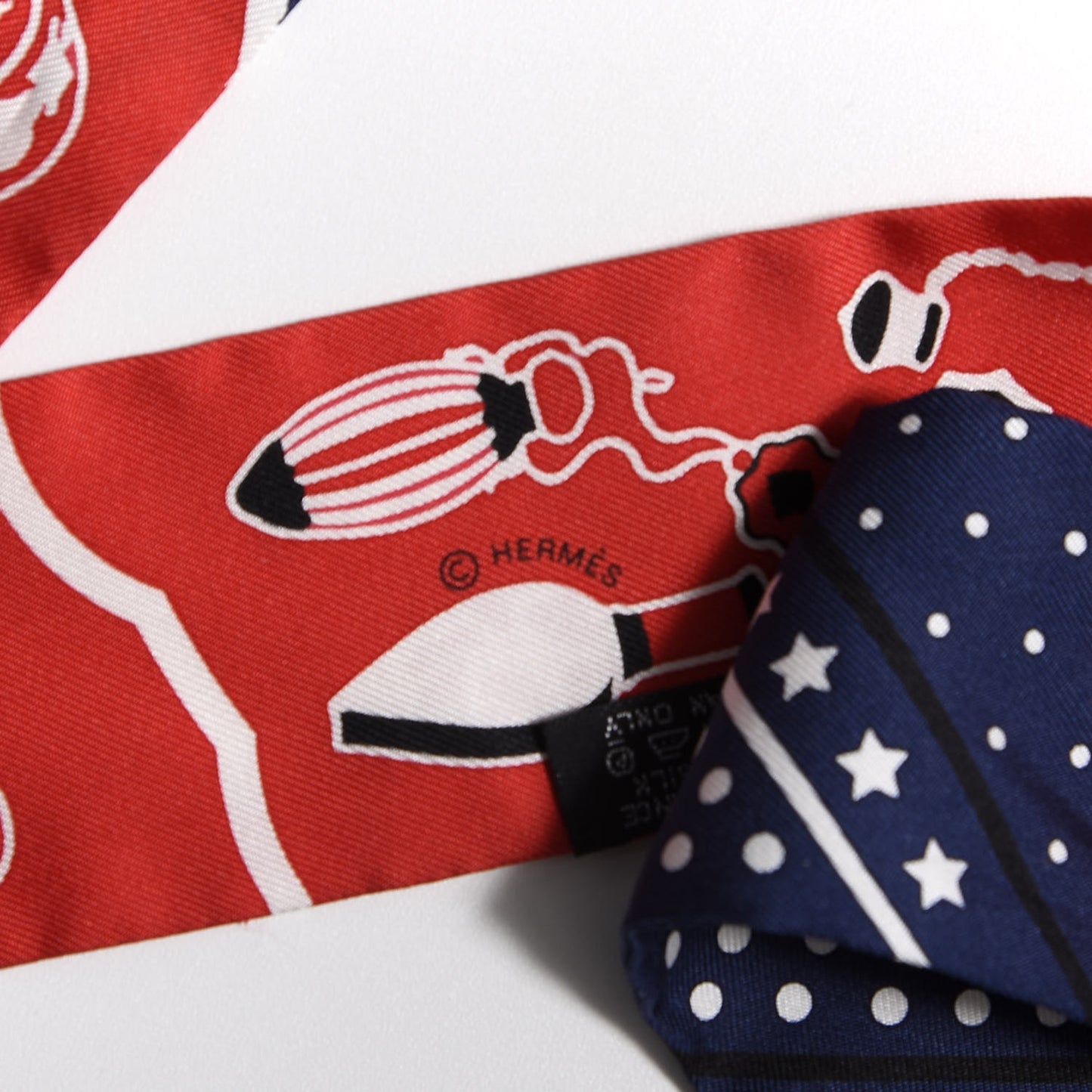Silk Les Flacons Bandana Twilly Marine Rouge White