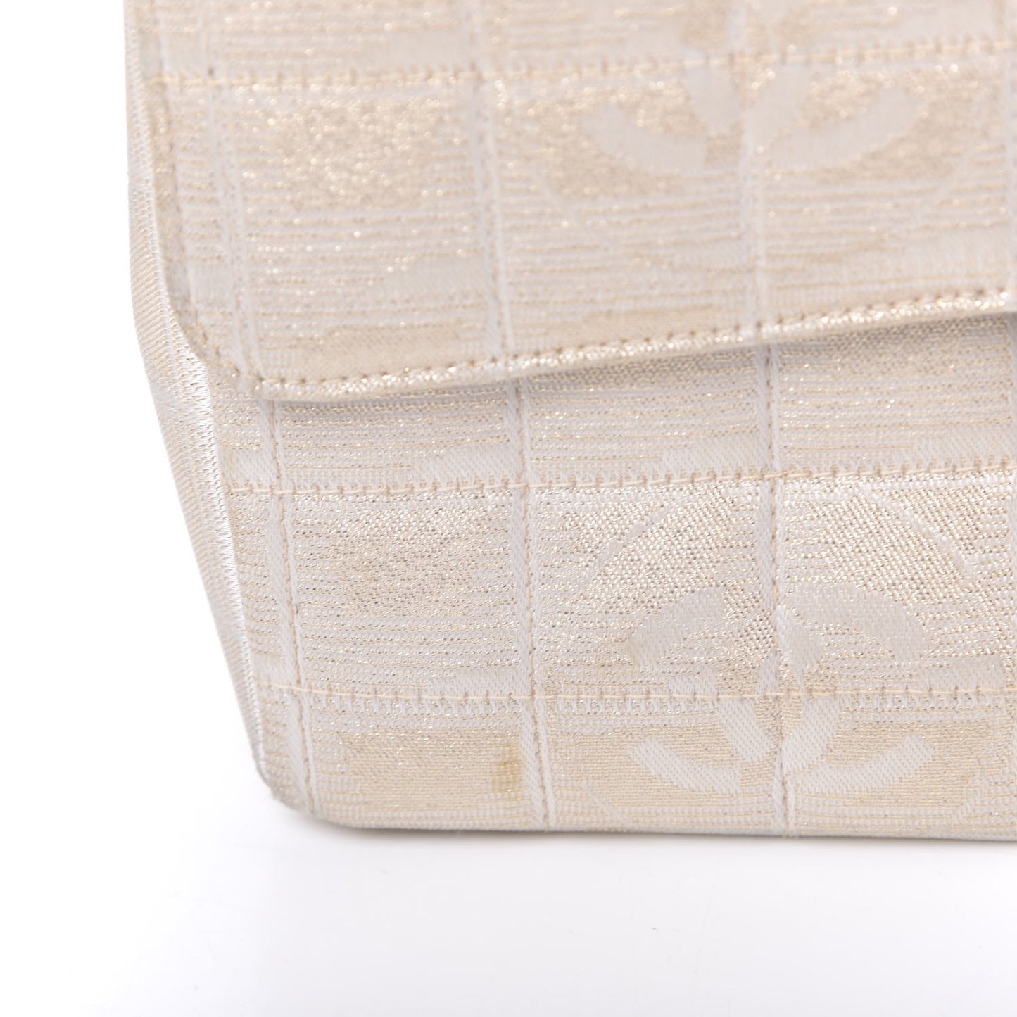 Metallic Nylon Medium Travel Flap Light Beige