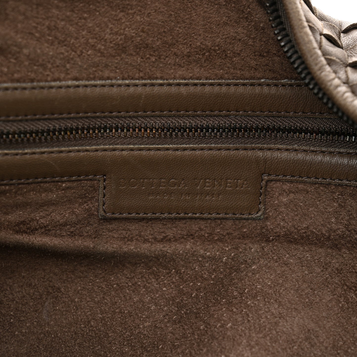 Nappa Intrecciato Large Veneta Hobo Fume
