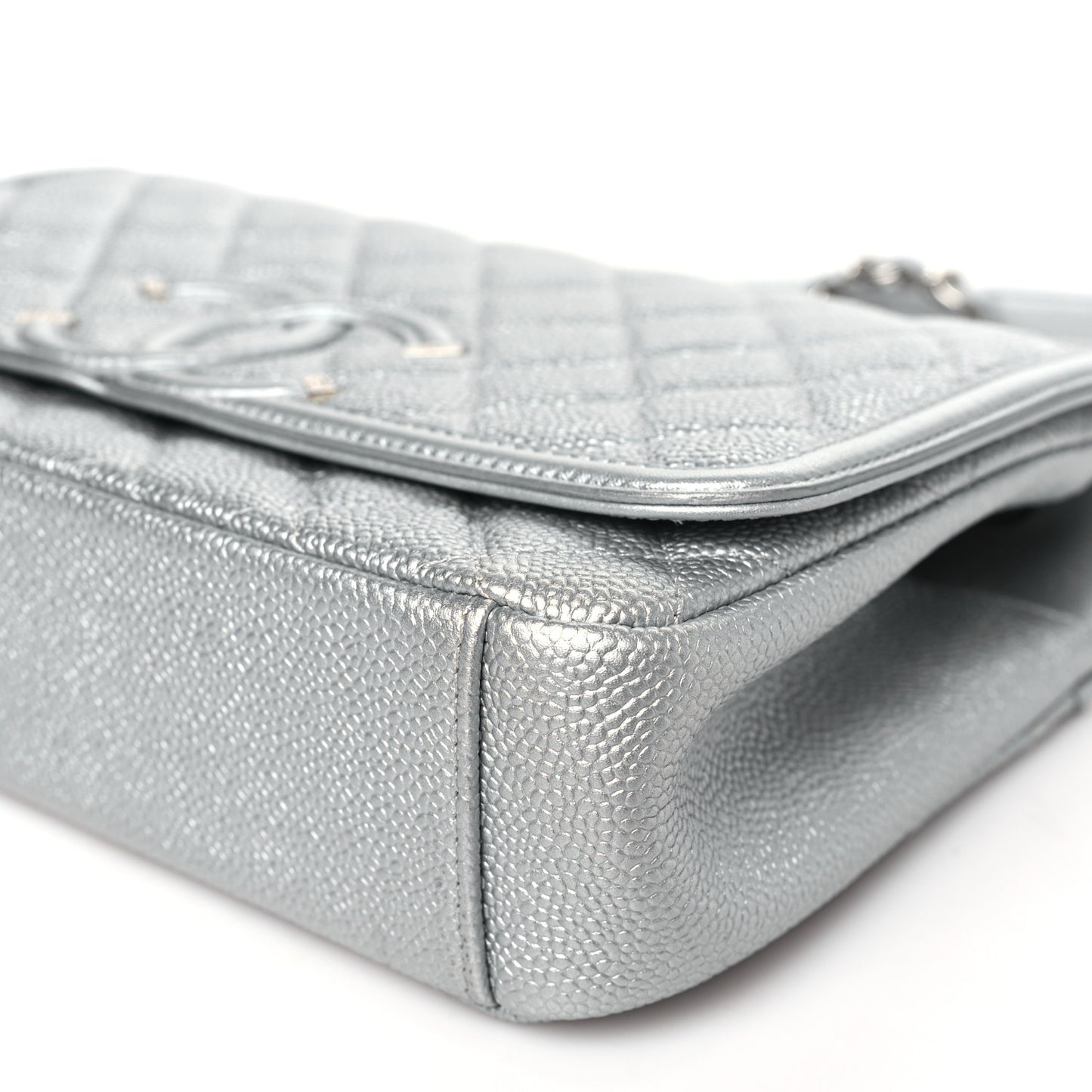 Metallic Caviar Quilted Medium CC Filigree Flap Silver