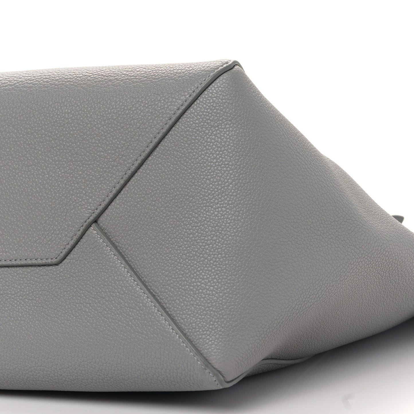 Soft Grained Calfskin Small Belt Cabas Phantom Medium Grey