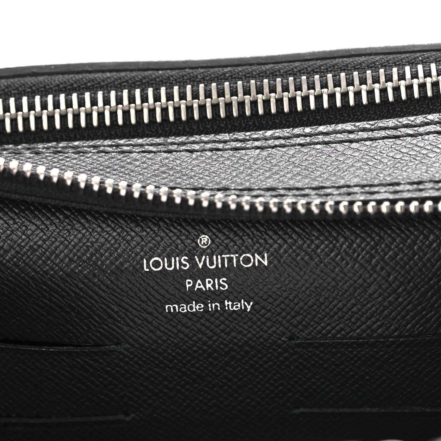 Louis Vuitton Taiga Pavel Ardoise 7 of 9