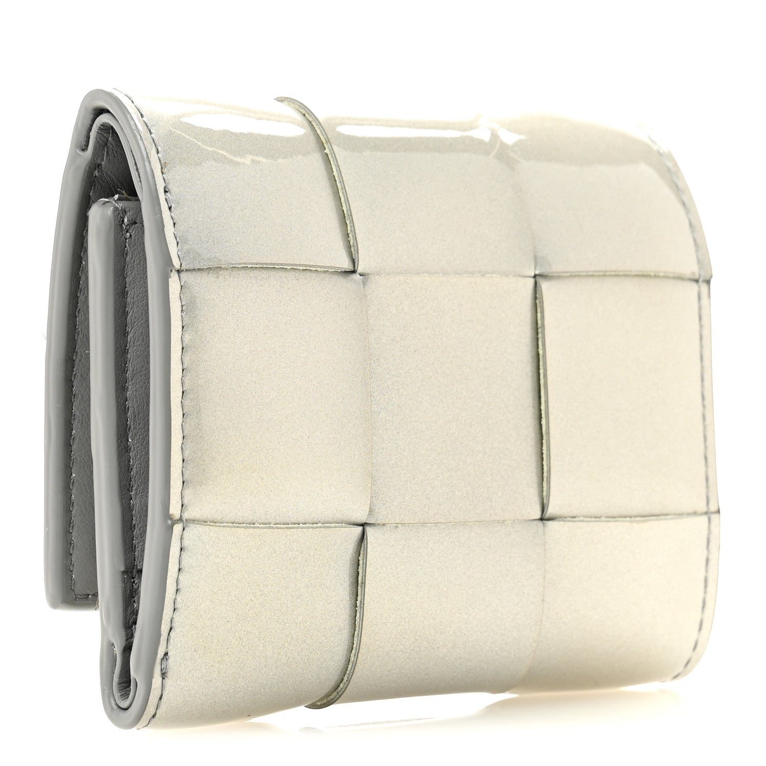 Bottega Veneta Metallic Patent Calfskin Maxi Intrecciato Cassette