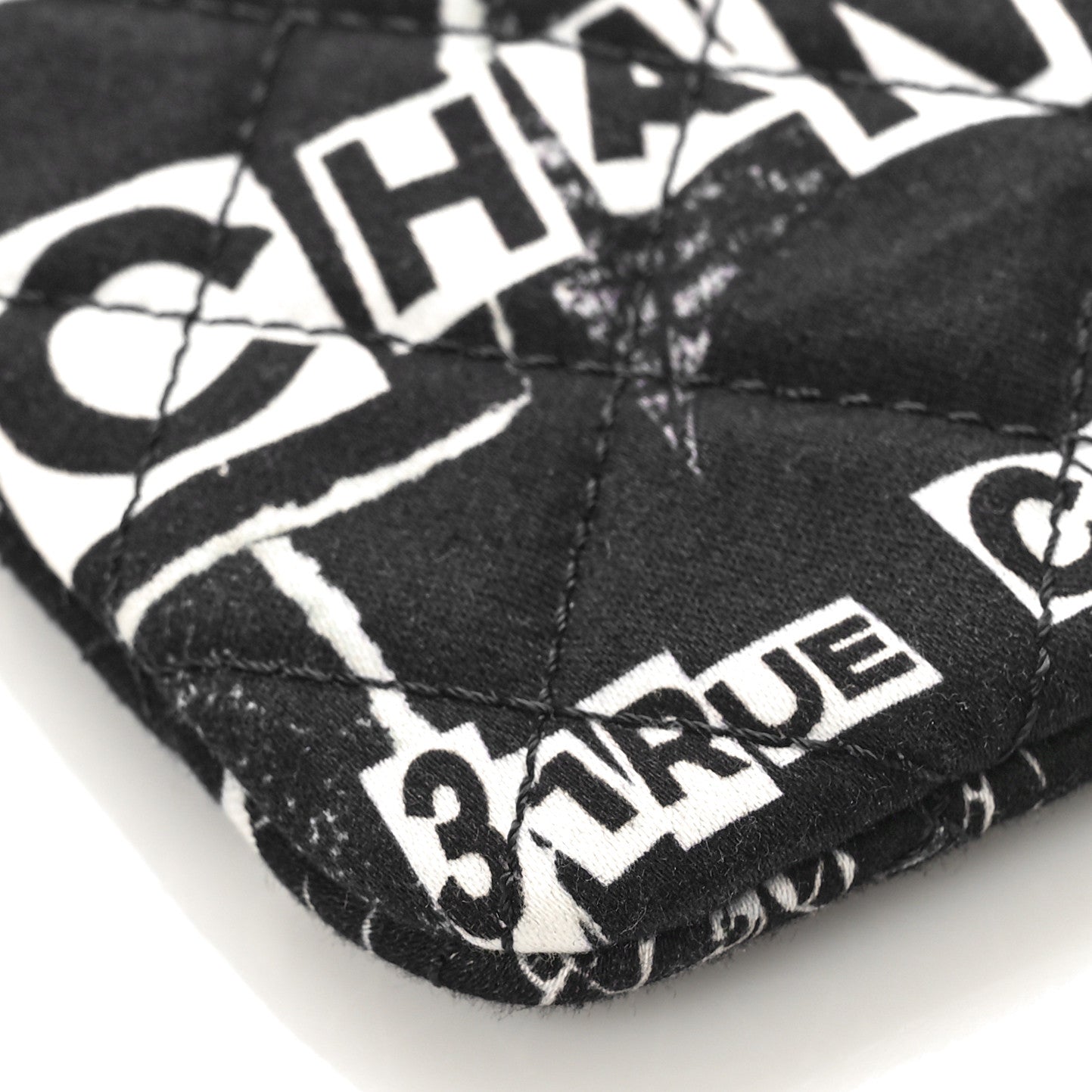 Chanel Jersey Quilted Graffiti Large Reissue Cosmetic Case Black White 8 of 9