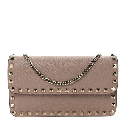 Valentino Garavani Pebbled Calfskin Rockstud Flap Wallet On Chain Poudre 1 of 9