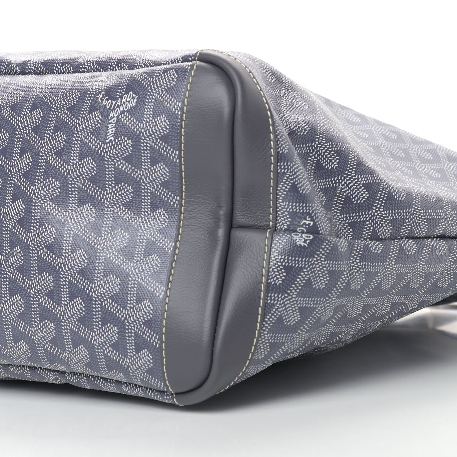 Goyard Goyardine Artois MM Grey 9 of 9