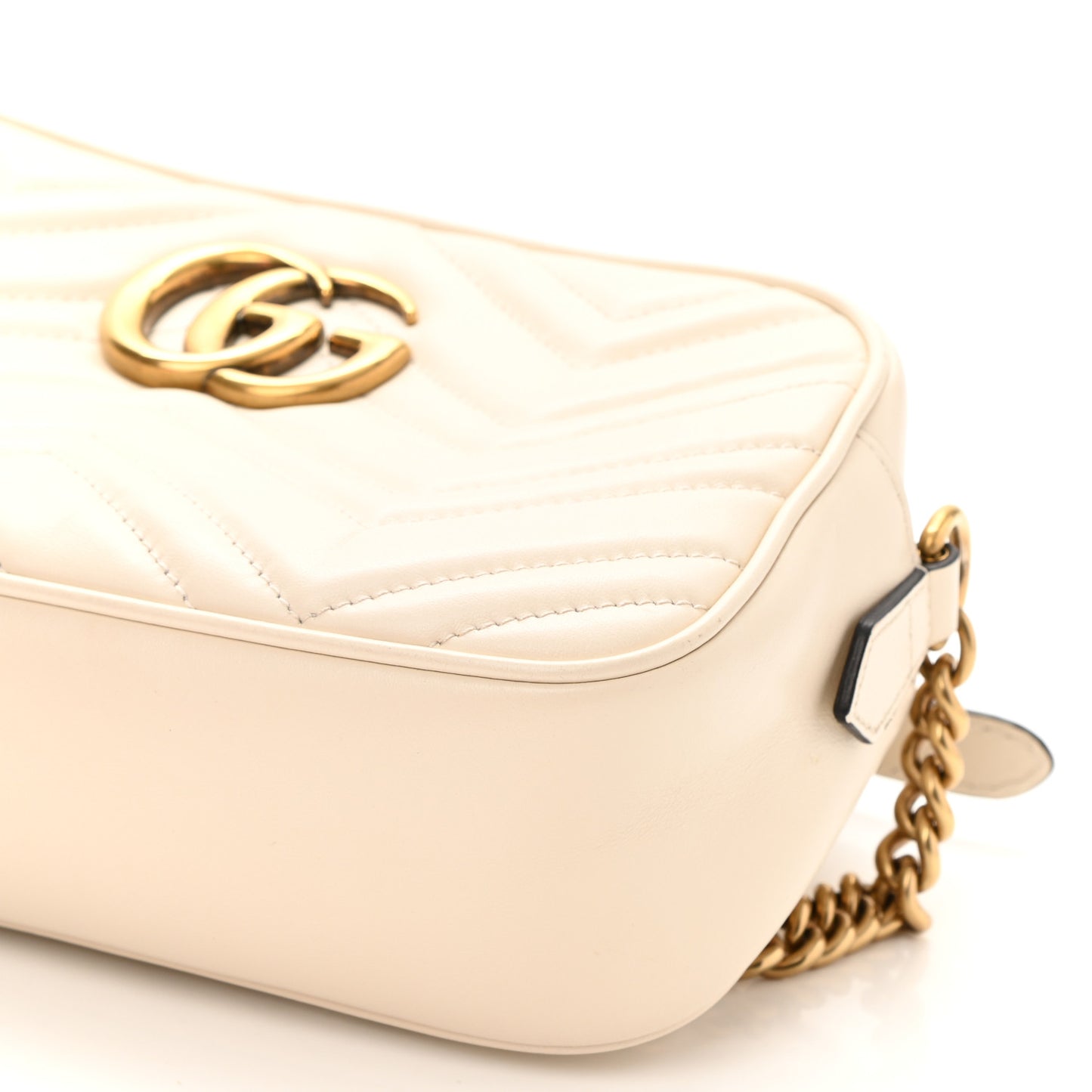 Calfskin Matelasse Small GG Marmont Chain Shoulder Bag White