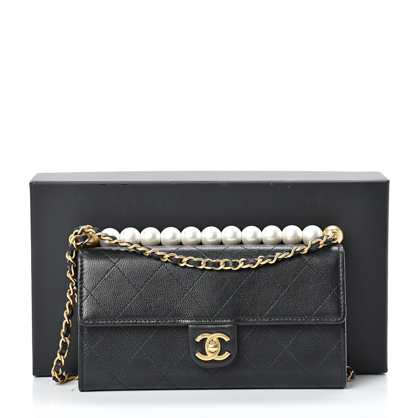 Goatskin Quilted Chic Pearls Clutch With Chain Black