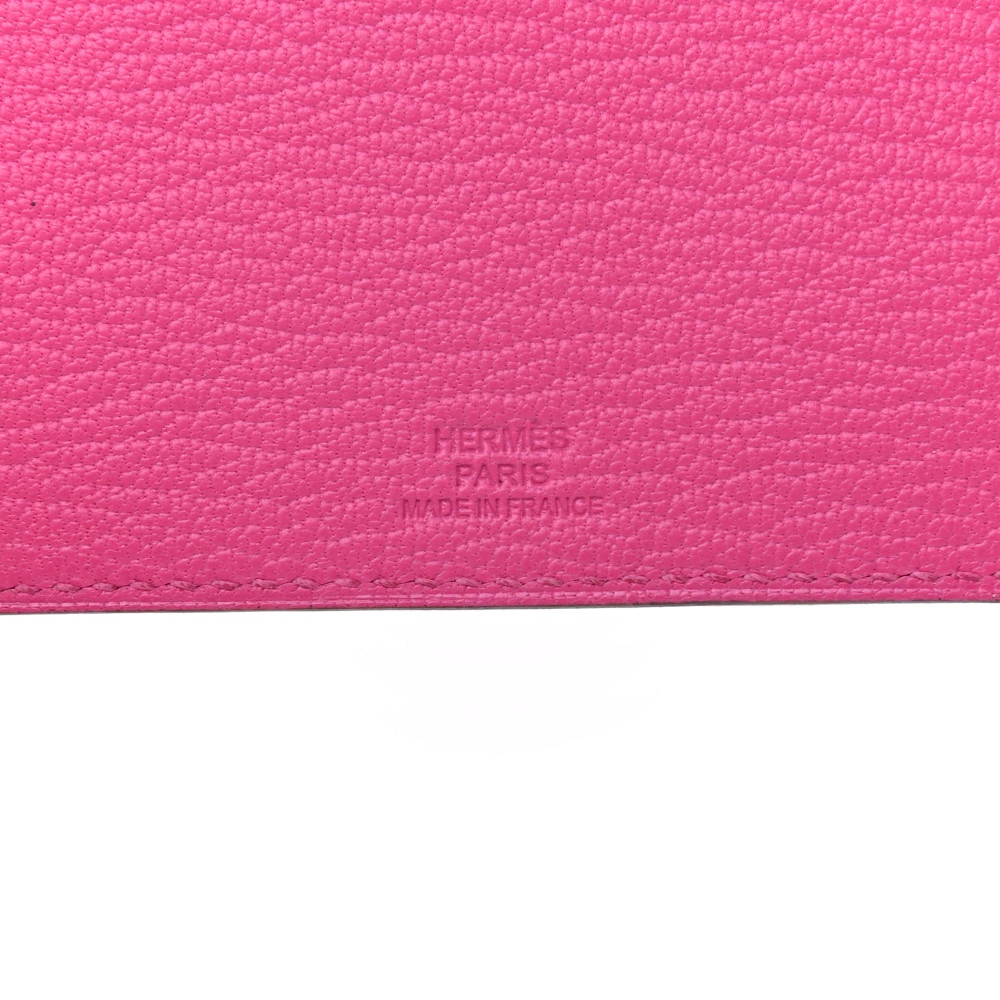Chevre Mysore Tarmac PM Passport Holder Rose Tyrien