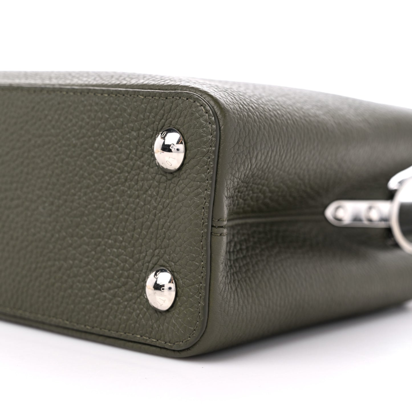 Taurillon Capucines BB Khaki