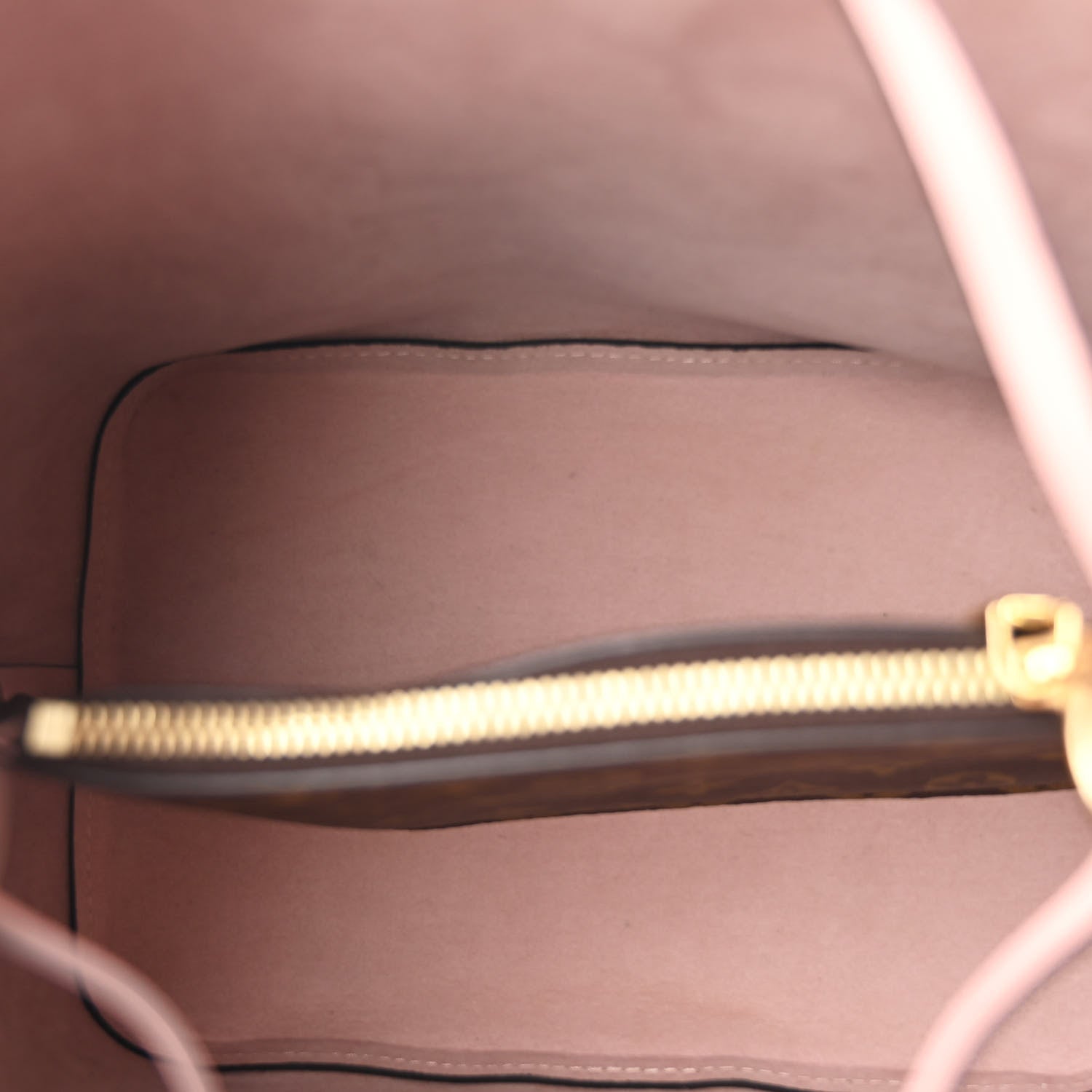 Louis Vuitton Monogram Neonoe MM Rose Poudre 6 of 11