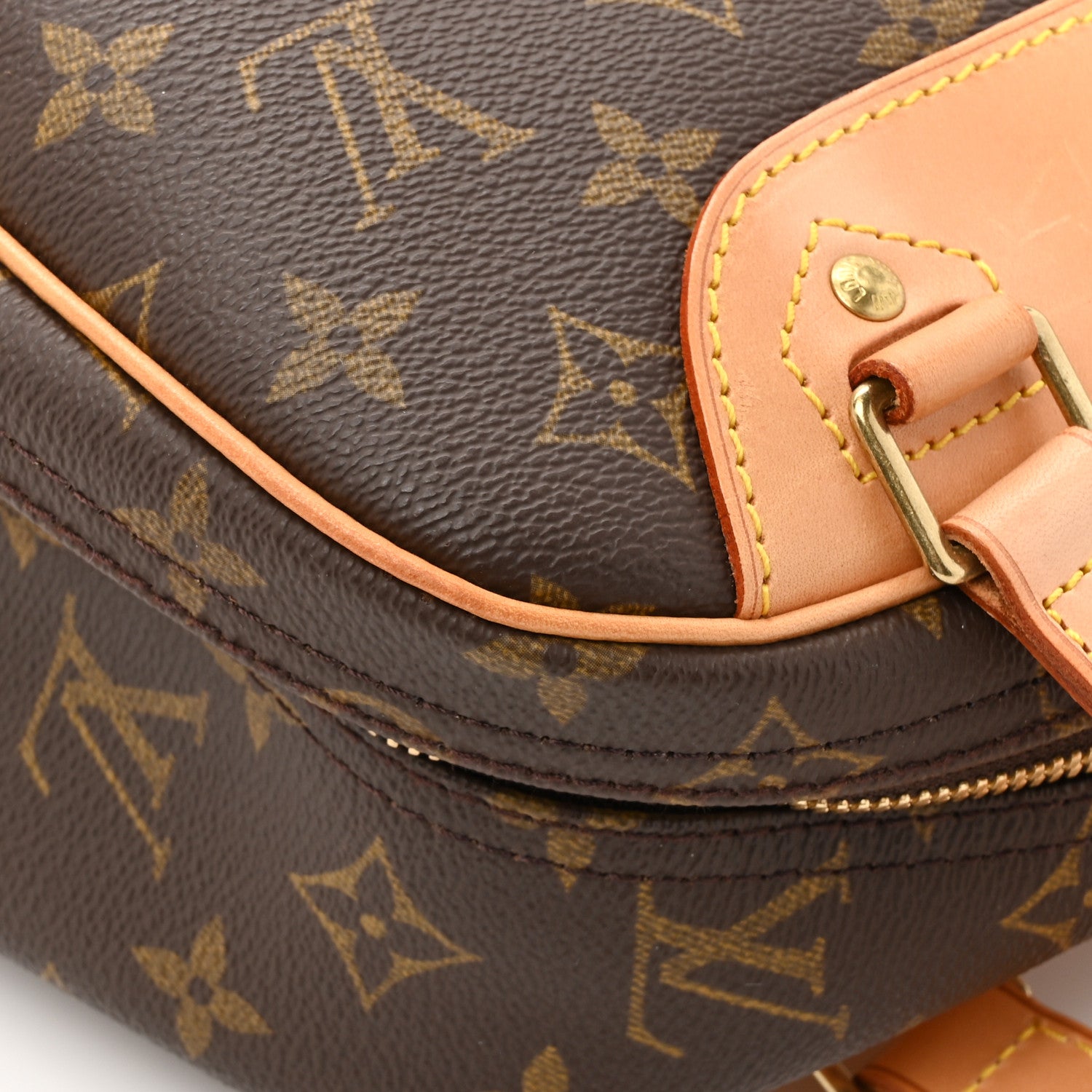 Louis Vuitton Monogram Excursion Shoe Bag 16 of 17