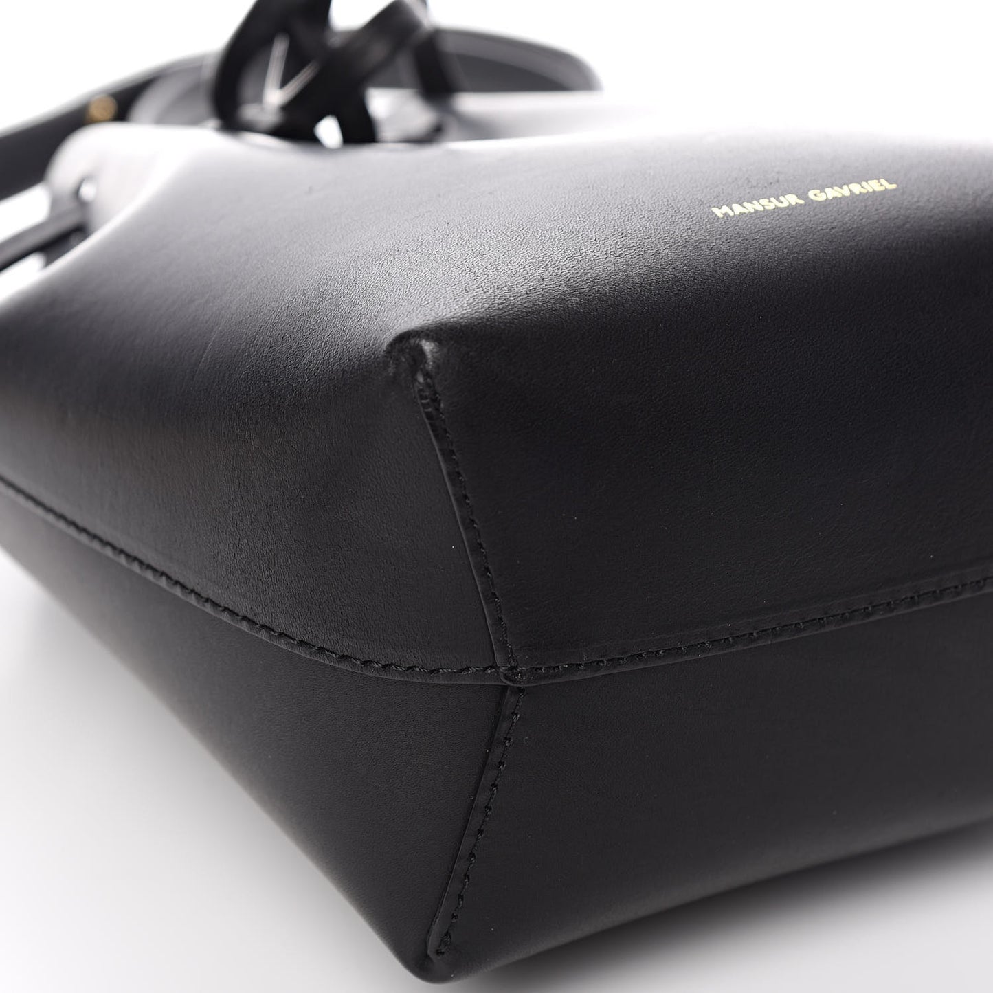 Vegetable Tanned Calfskin Mini Mini Bucket Bag Black Flamma