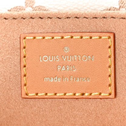 Louis Vuitton Monogram Dune Pochette Metis East West 6 of 8