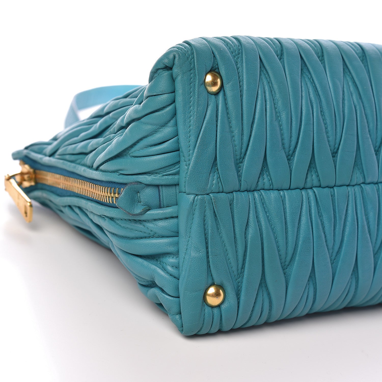 Miu Miu Nappa Matelasse Zip Tote Turchese 5 of 21