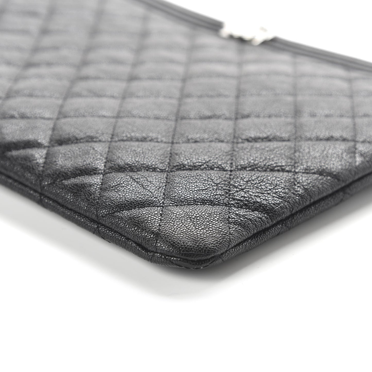Caviar Quilted Medium Boy Cosmetic Case Black