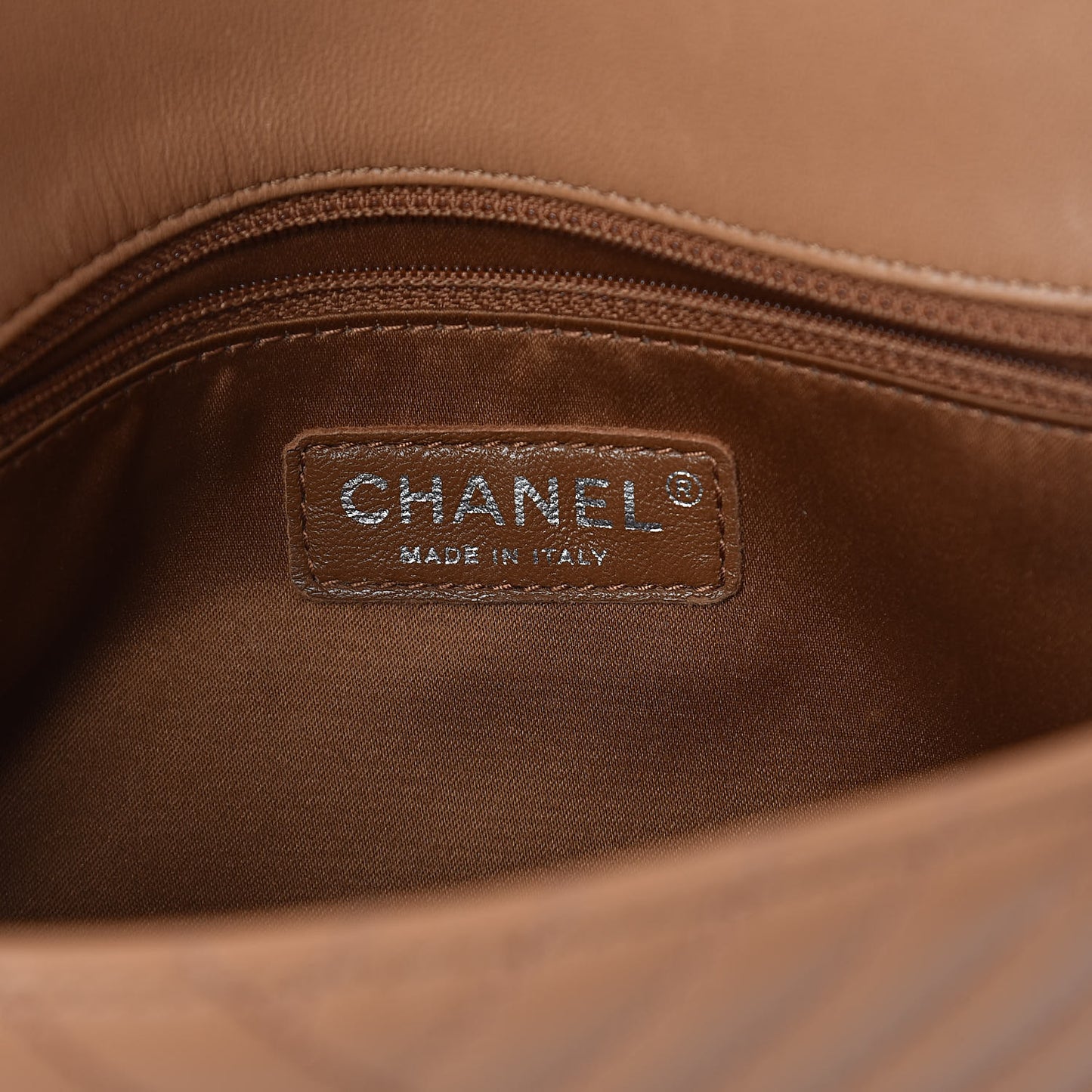 Lambskin Quilted Medium CC Crossing Flap Brown