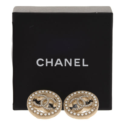 Chanel Pearl CC Round Earrings Gold 6 of 6