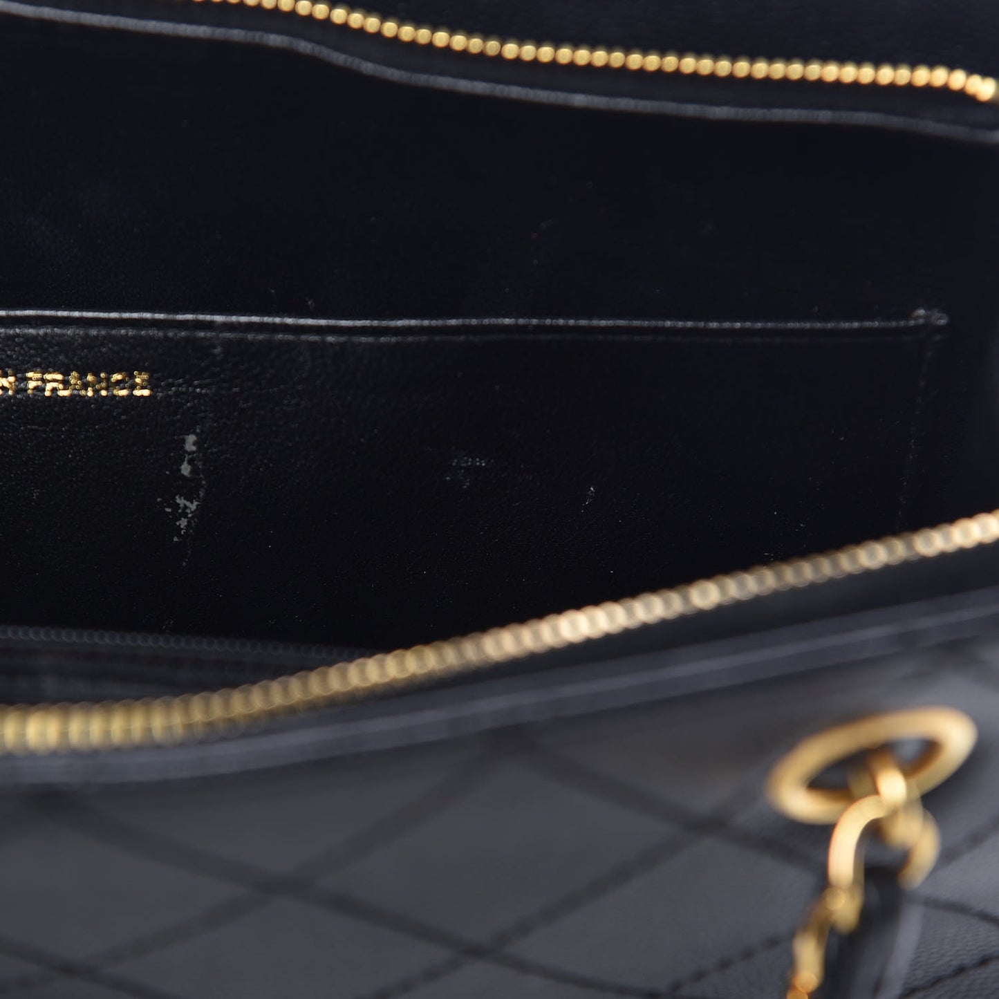 Caviar Diamond Stitched Shoulder Bag Black