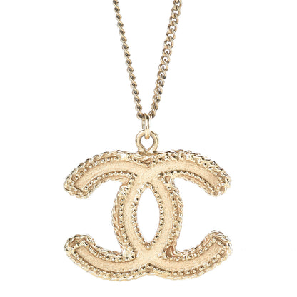 Chanel CC Necklace Matte Gold 4 of 6