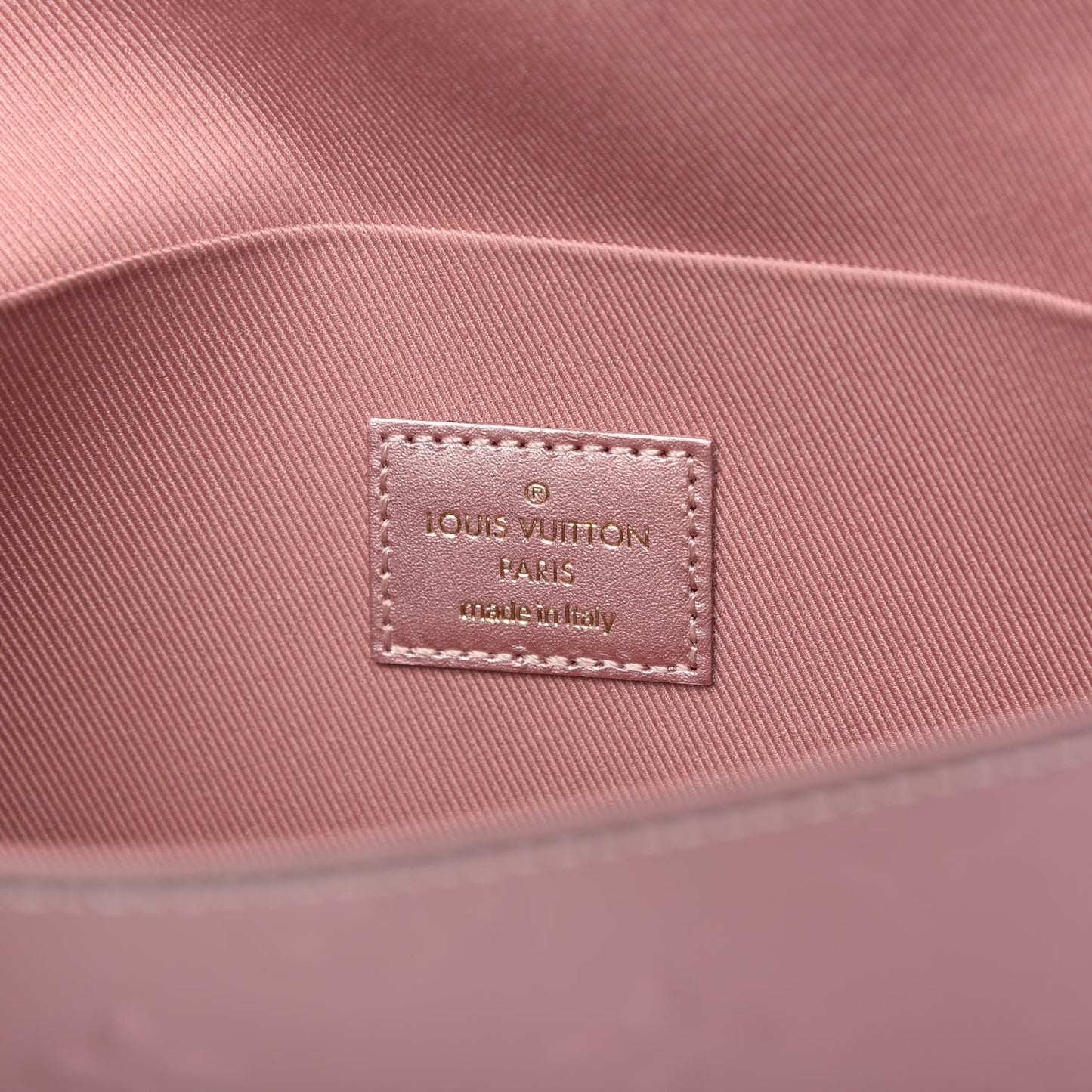 Vernis Pochette Felicie Chain Wallet Metallic Pale Pink