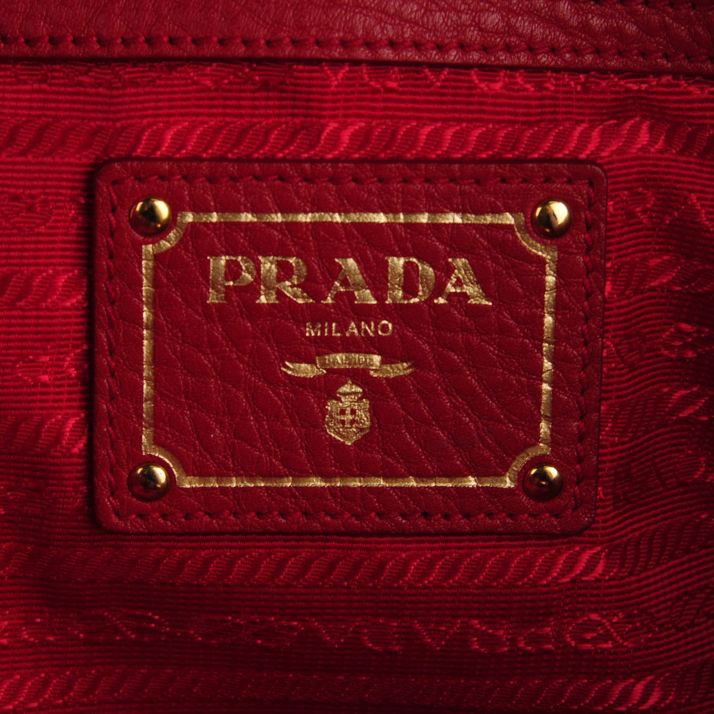 Vitello Daino Side Pocket Tote Rosso