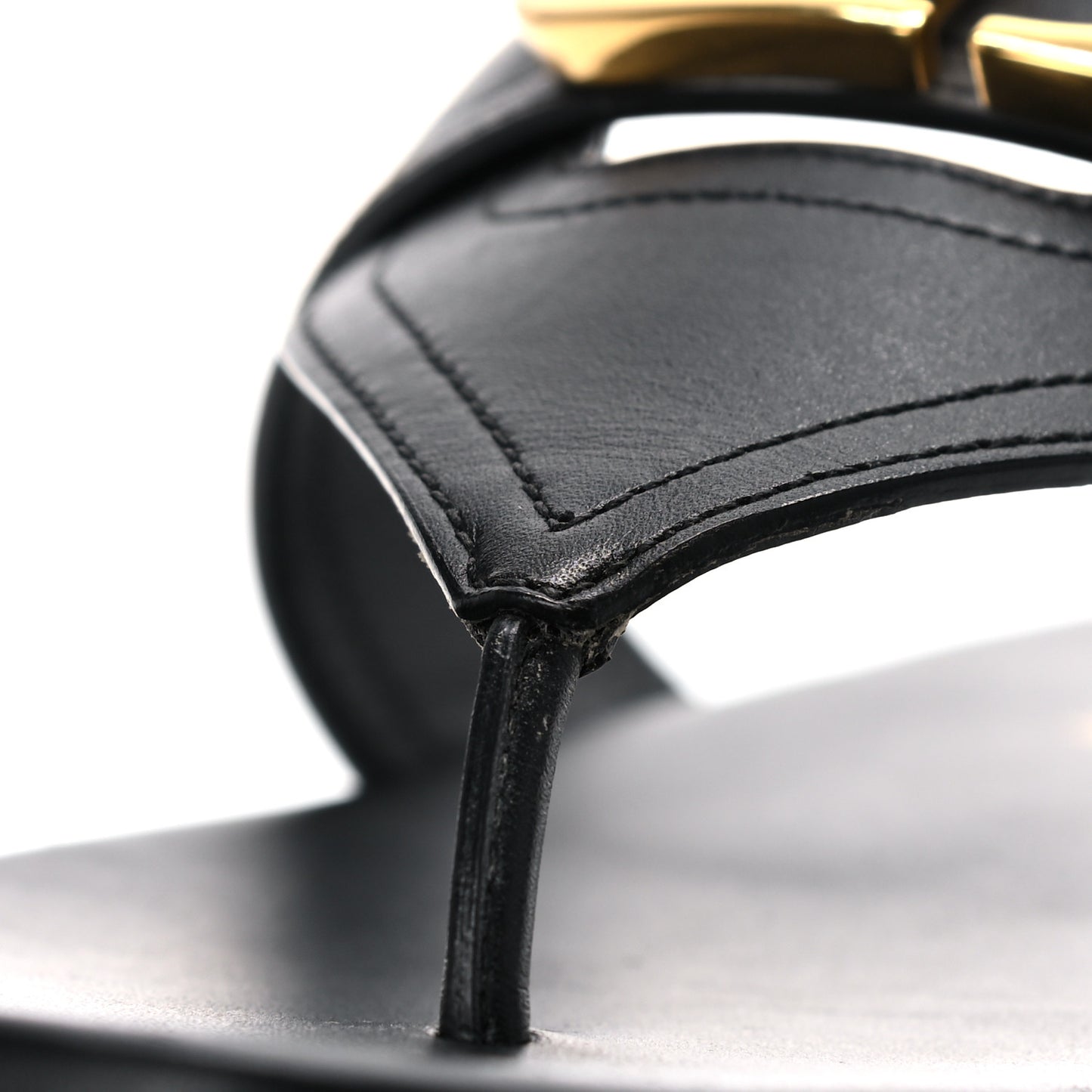 Calfskin 30 Montaigne Thong Sandals 37 Black