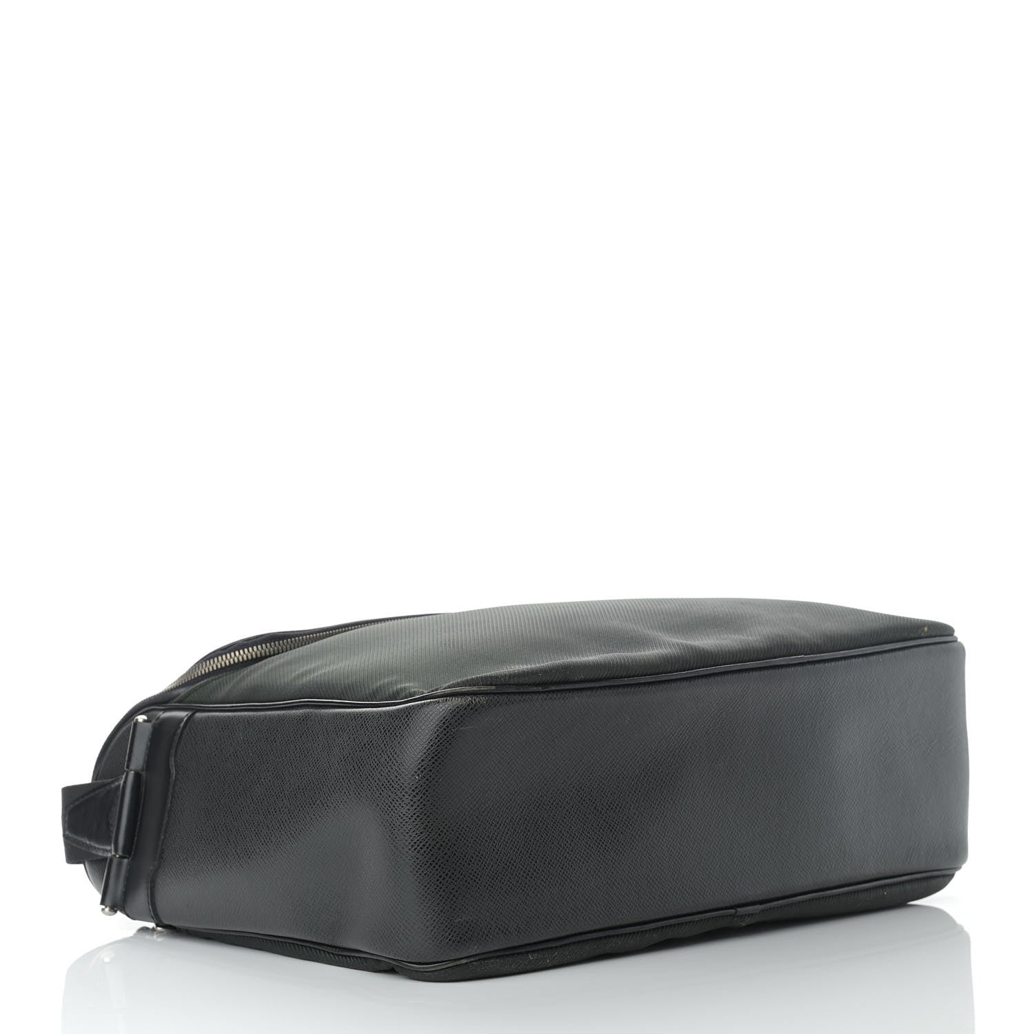 Louis Vuitton Taiga Taimyr Messenger Bag Epicea 3 of 12