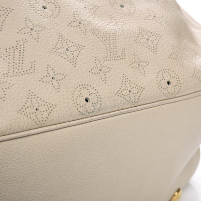 Louis Vuitton Mahina XL Gris 9 of 15
