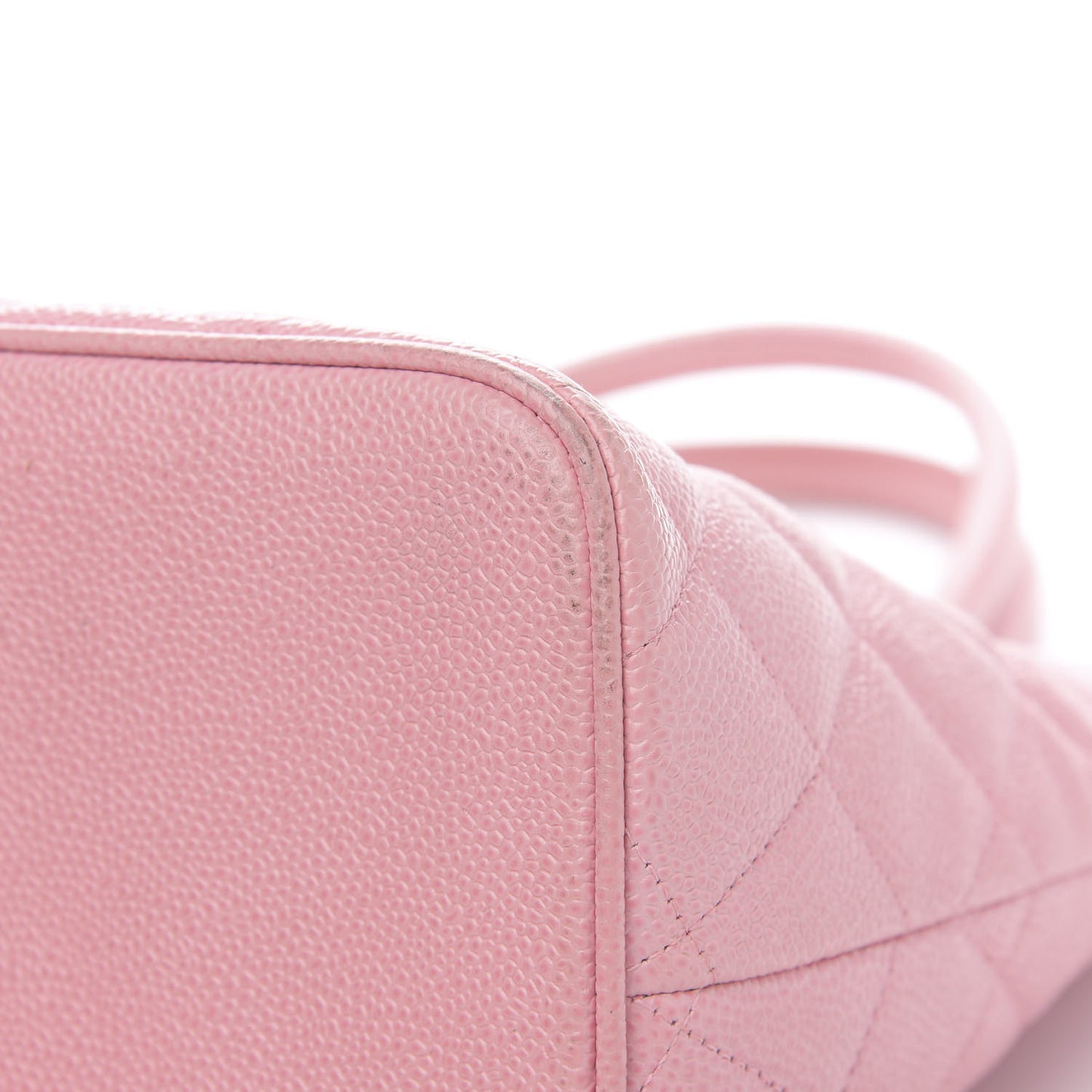 Caviar Quilted Medallion Tote Light Pink